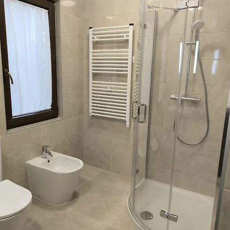 Neu Renovierte Mit Klima, Wlan, Terrasse Und Grill Pula