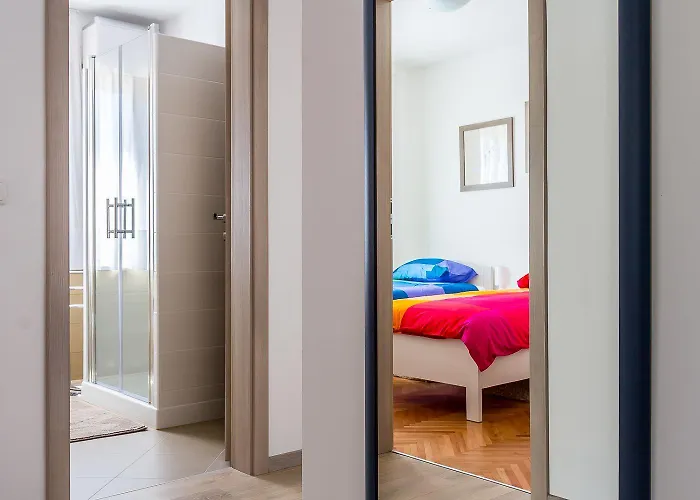 Apartment Neu Renovierte Mit Klima, Wlan, Terrasse Und Grill