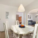 Apartman Neu Renovierte Mit Klima, Wlan, Terrasse Und Grill Pula