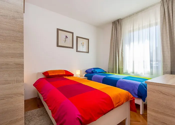 Neu Renovierte Mit Klima, Wlan, Terrasse Und Grill * Πούλα